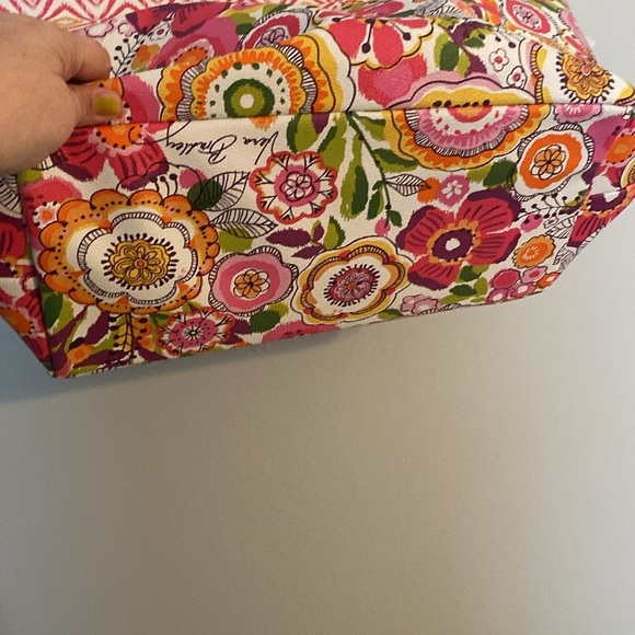 Vera Bradley Pink and Orange Floral Tote NWT - Picture 4 of 10